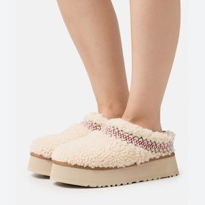 UGG Tazz Braided Slippers SIZE 10
